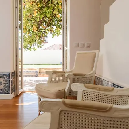 Family Summertime Belem Apartment! *